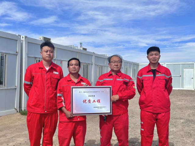 萬創(chuàng)集團(tuán)額濟(jì)納旗達(dá)溫諾爾區(qū)塊時頻電磁勘探項目完美收官
